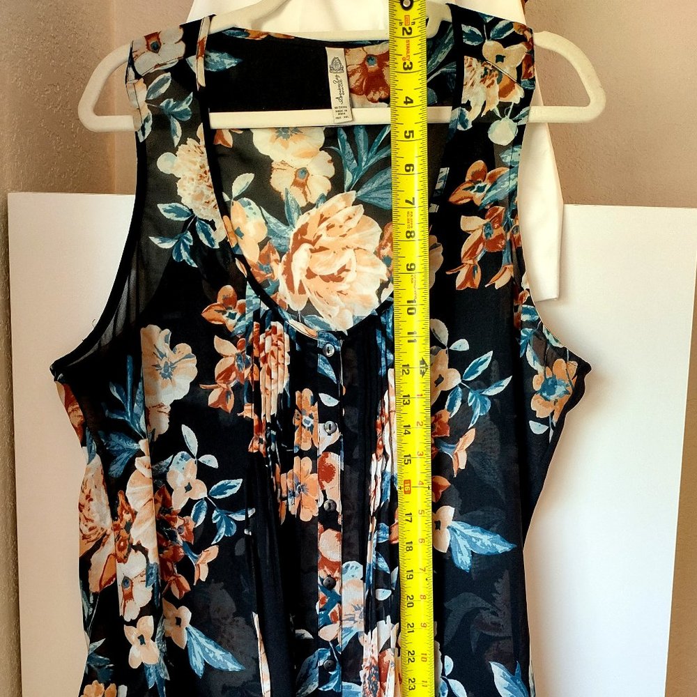 American Rag  Juniors XXL or XL Womens  Sheer, Floral Top. Black, Rust, Teal